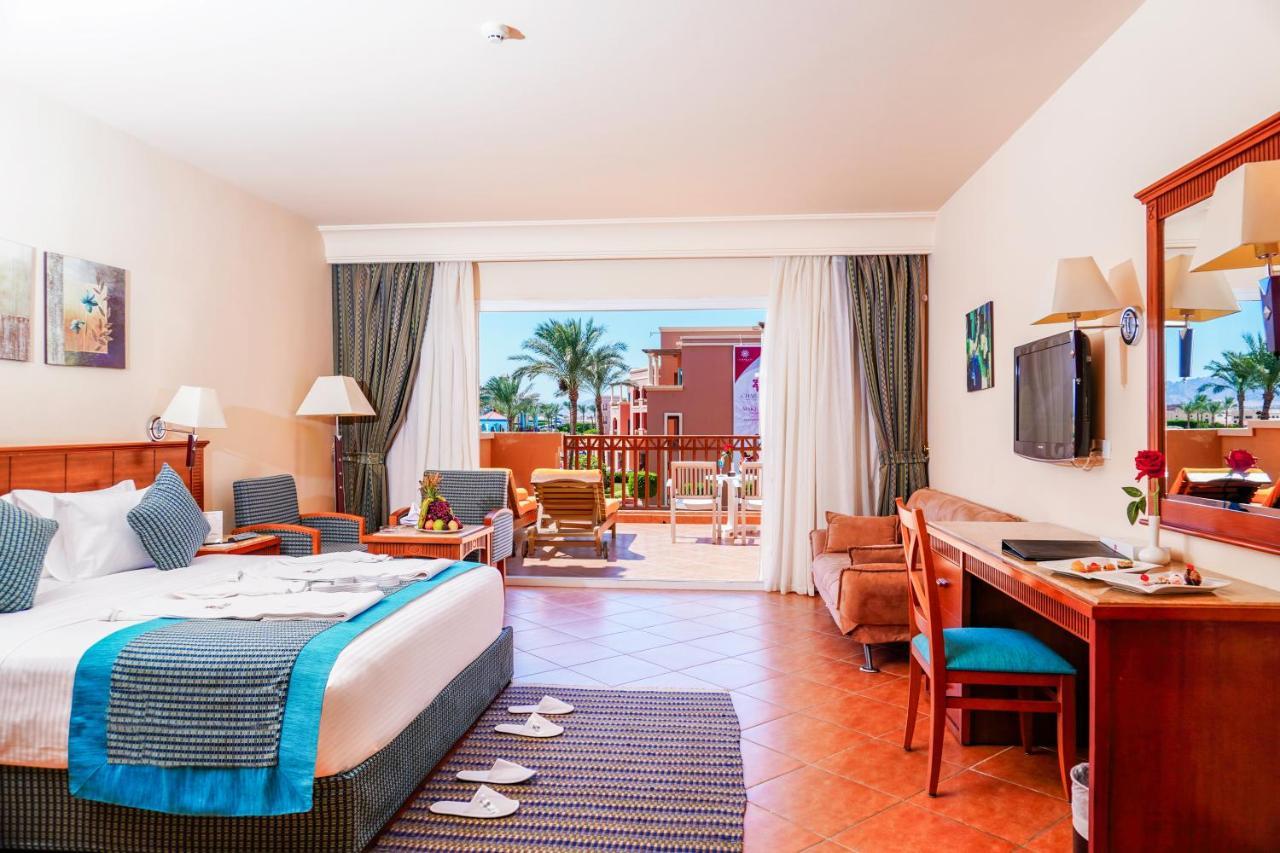 沙姆沙伊赫 Charmillion Club Aquapark酒店 客房 照片 A room at the Hilton Sharm El Sheikh