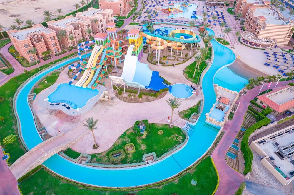 沙姆沙伊赫 Charmillion Club Aquapark酒店 外观 照片 Aerial view of the park