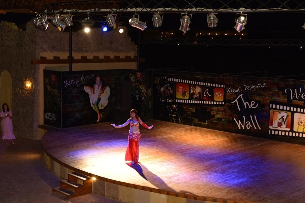 沙姆沙伊赫 Charmillion Club Aquapark酒店 外观 照片 The Wall performance